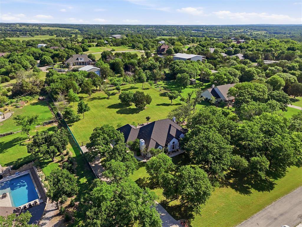109 Rooster Cogburn Court, Weatherford, TX 76088