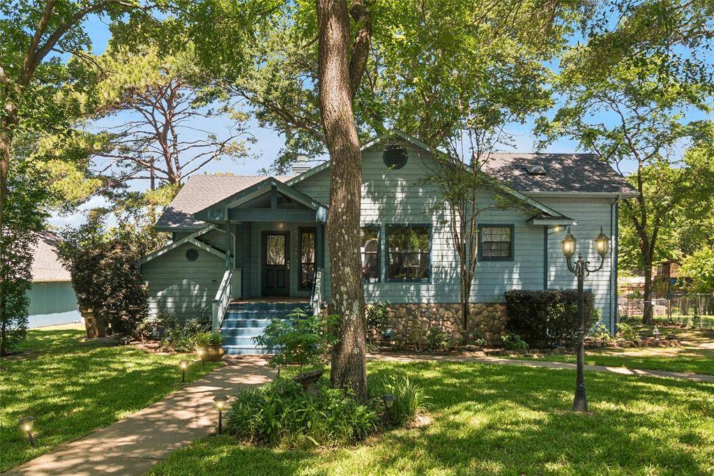 118 Lancelot Drive, Mabank, TX 75156