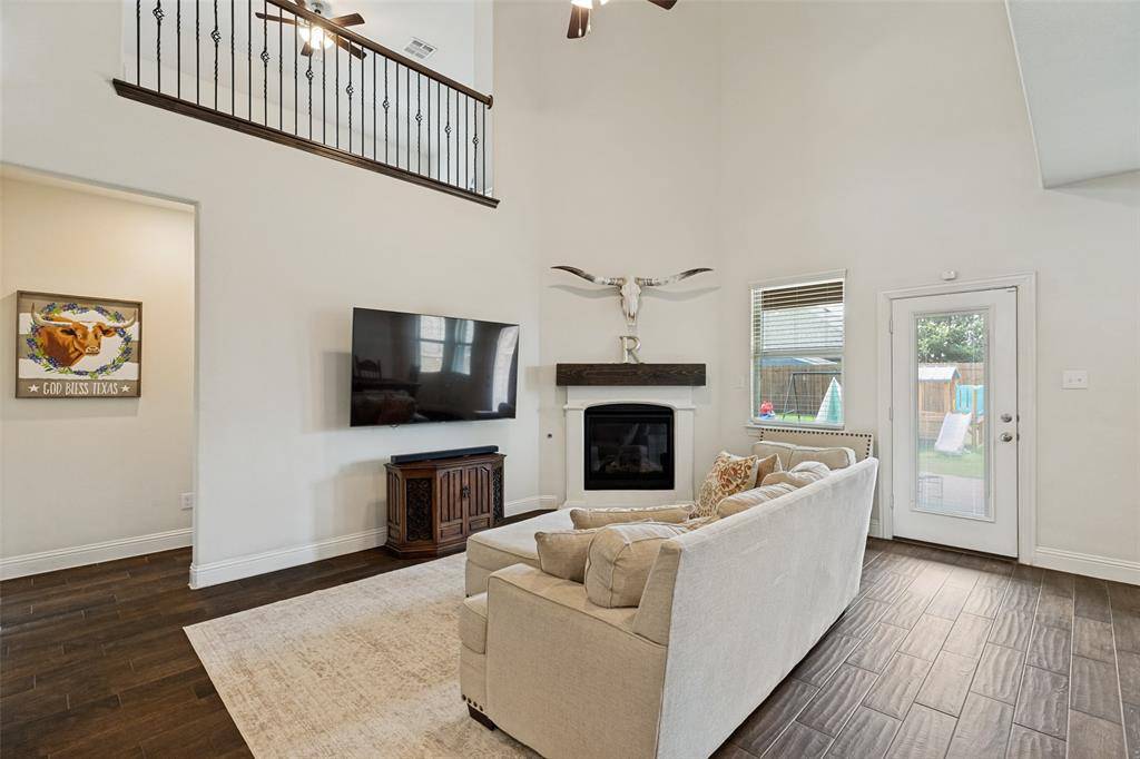 11224 Blaze Street, Aubrey, TX 76227