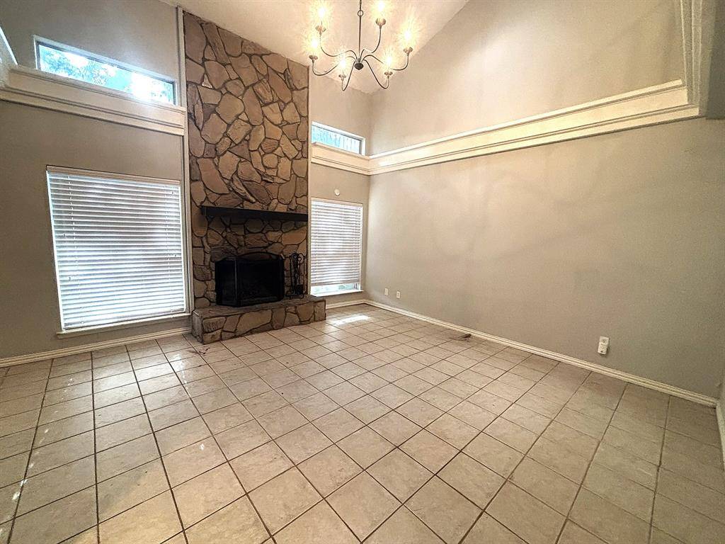 2969 Country Place Circle, Carrollton, TX 75006