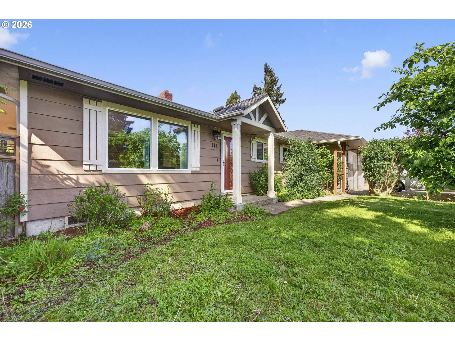 114 HAYDEN BRIDGE WAY, Springfield, OR 97477