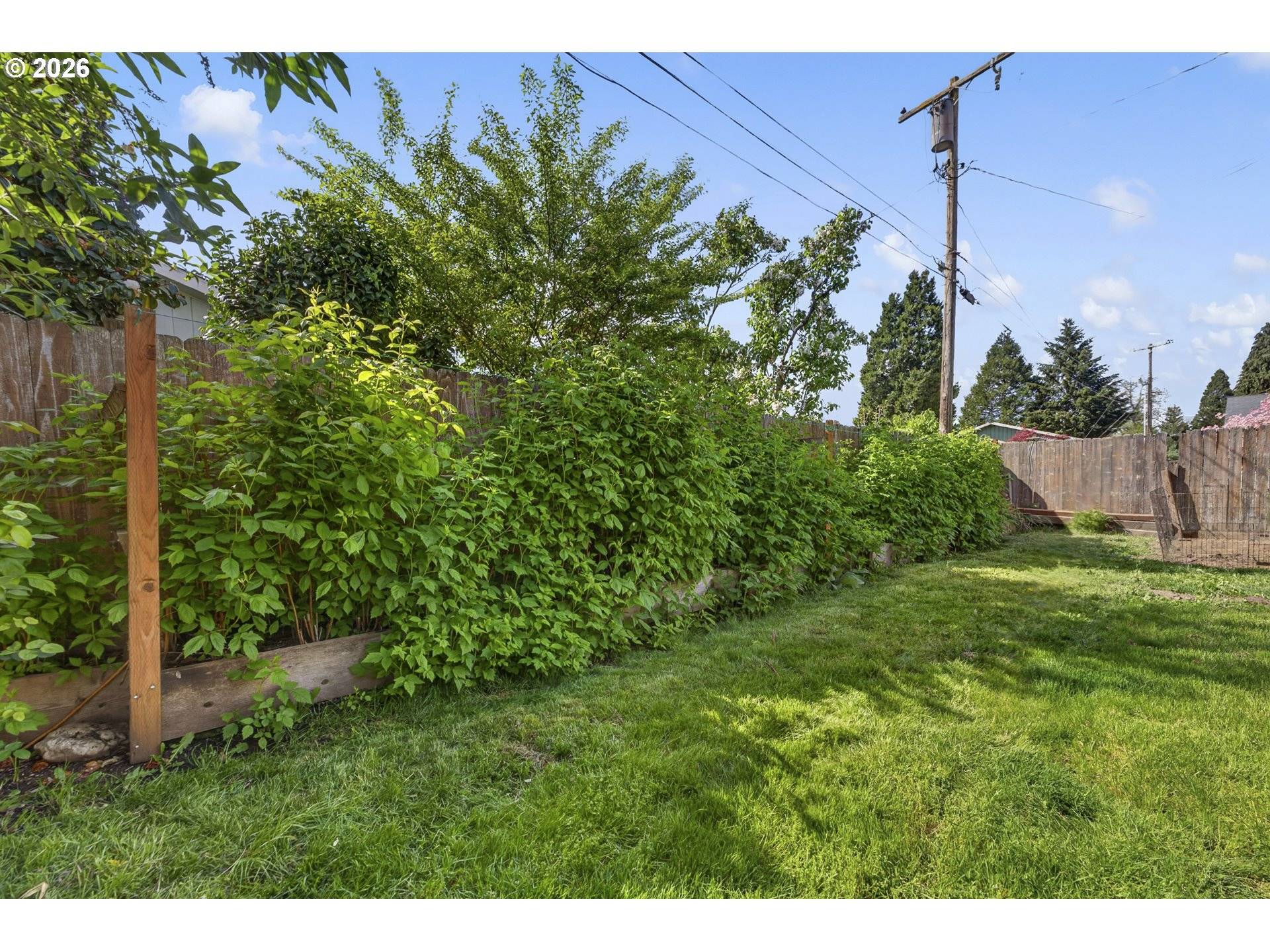 114 HAYDEN BRIDGE WAY, Springfield, OR 97477