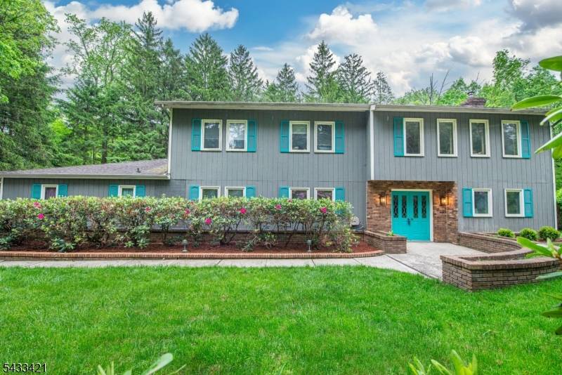 181 Center Grove Rd, Randolph Twp., NJ 07869