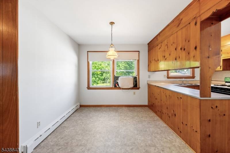 623 1St Ave, Raritan Boro, NJ 08869