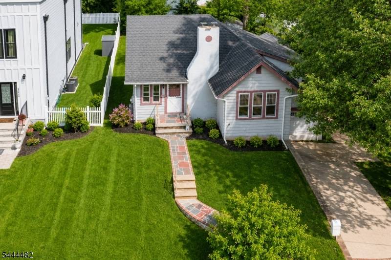 125 Meadowbrook Rd, Livingston Twp., NJ 07039