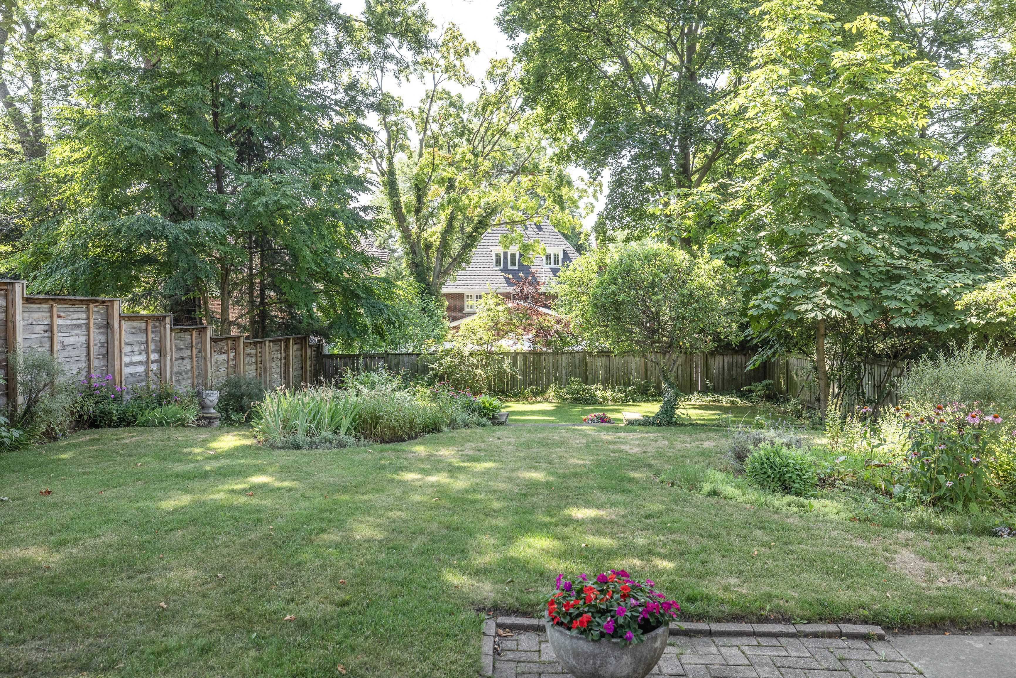 105 Dawlish AVE, Toronto C04, ON M4N 1H4