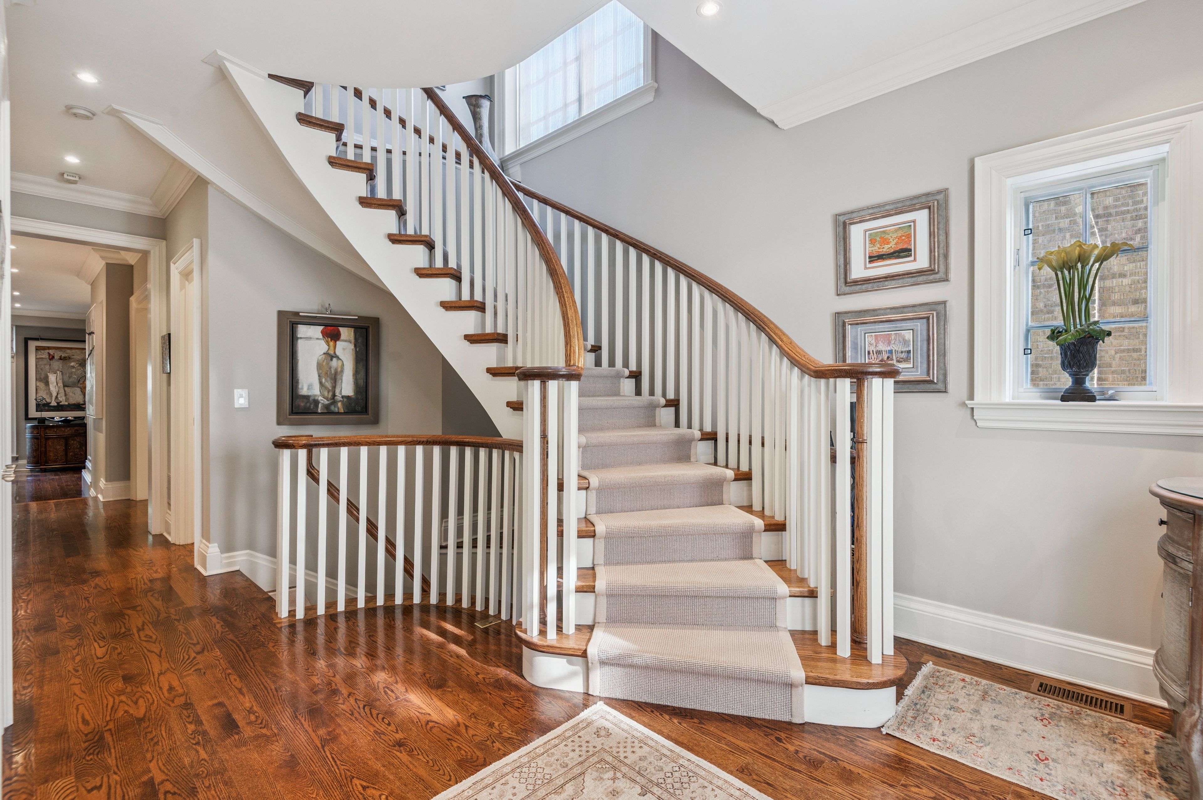 45 Lascelles BLVD, Toronto C03, ON M5P 2C9
