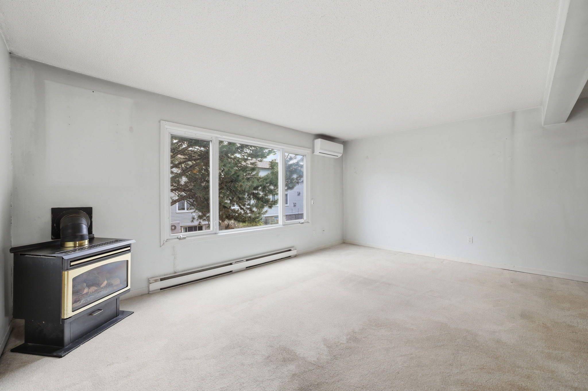 2440 Bromsgrove RD #71, Mississauga, ON L5J 4J7