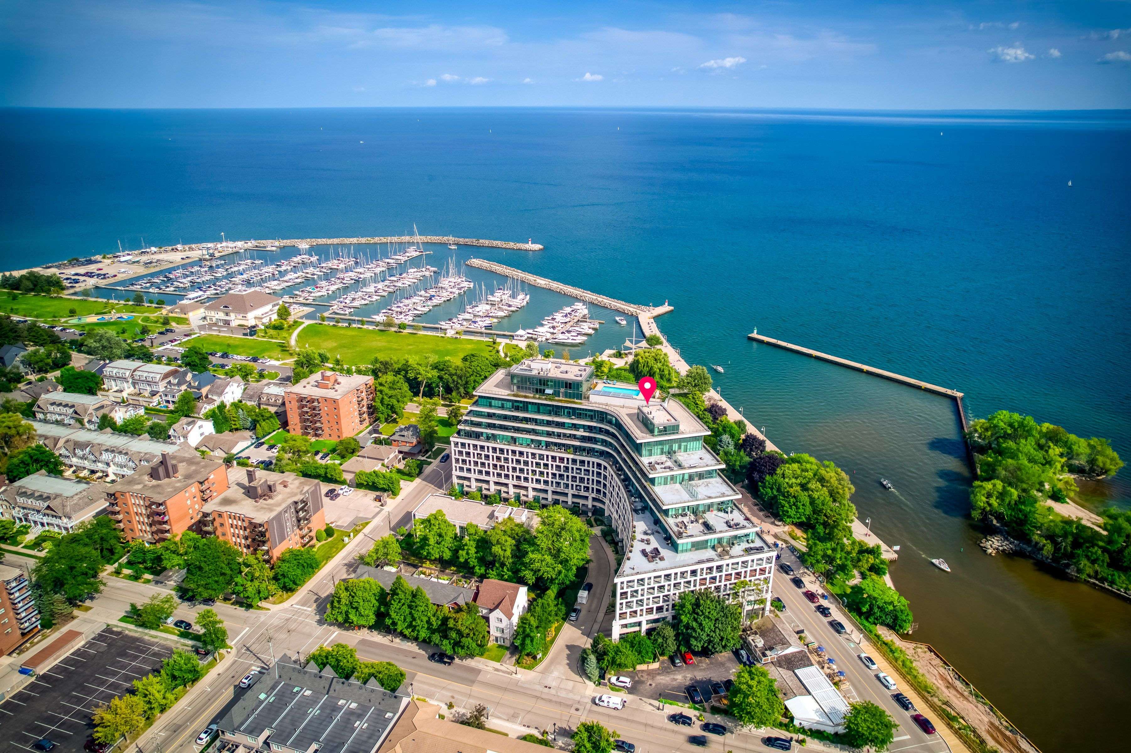 11 Bronte RD #427, Oakville, ON L6L 0E1