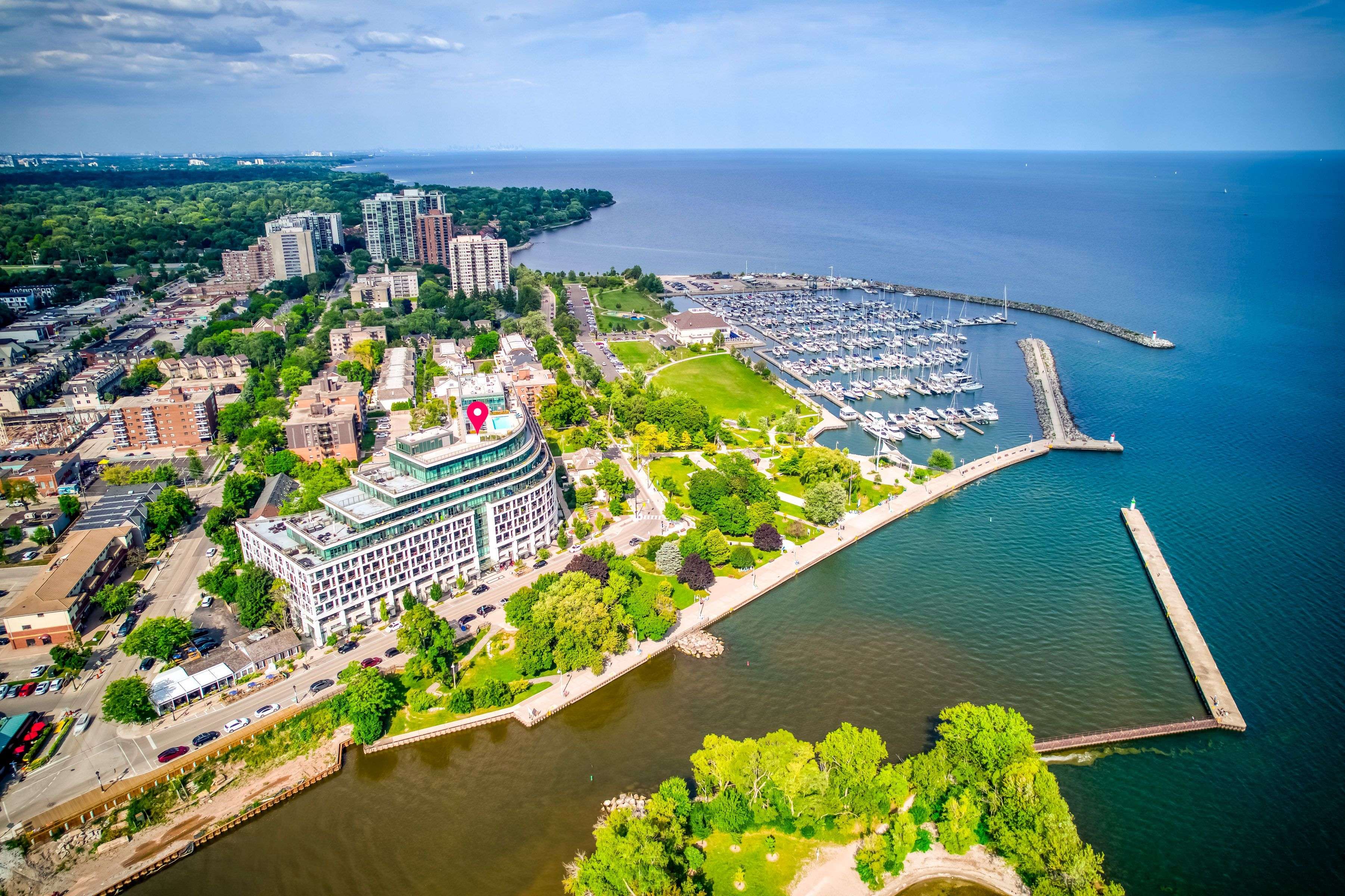 11 Bronte RD #427, Oakville, ON L6L 0E1