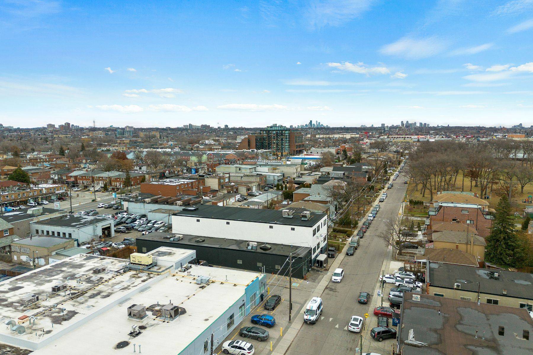 346-348 Ryding AVE, Toronto W02, ON M6N 1H5