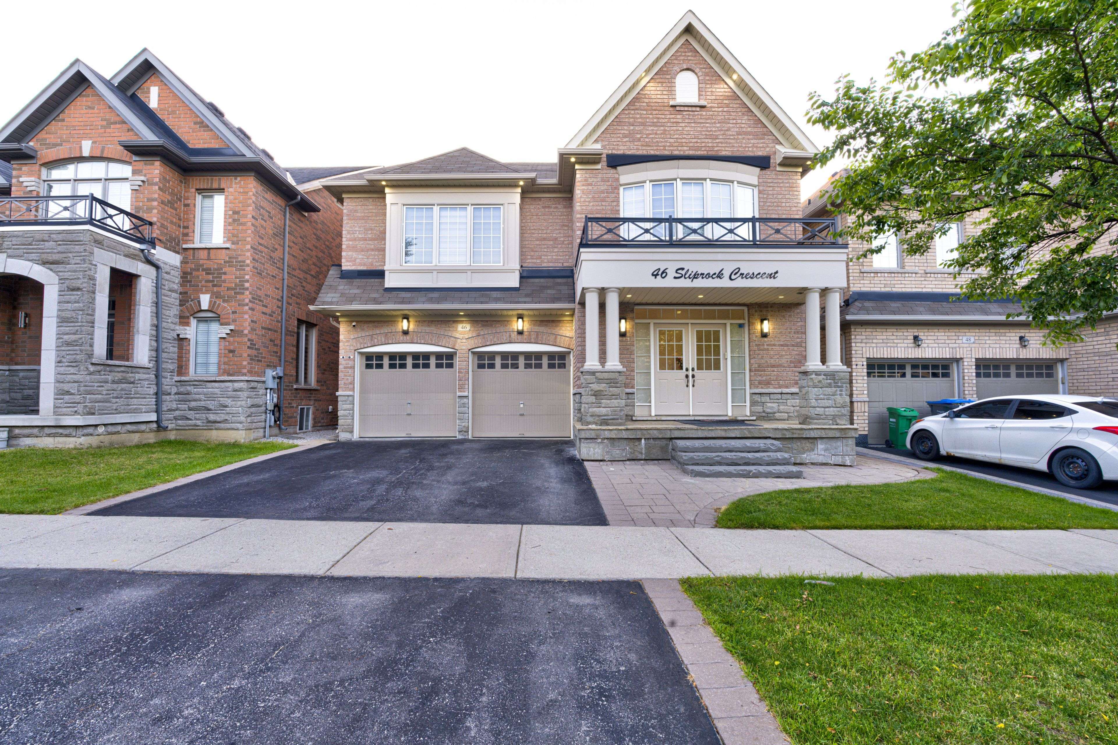 46 Sliprock CRES, Brampton, ON L6Y 0W8