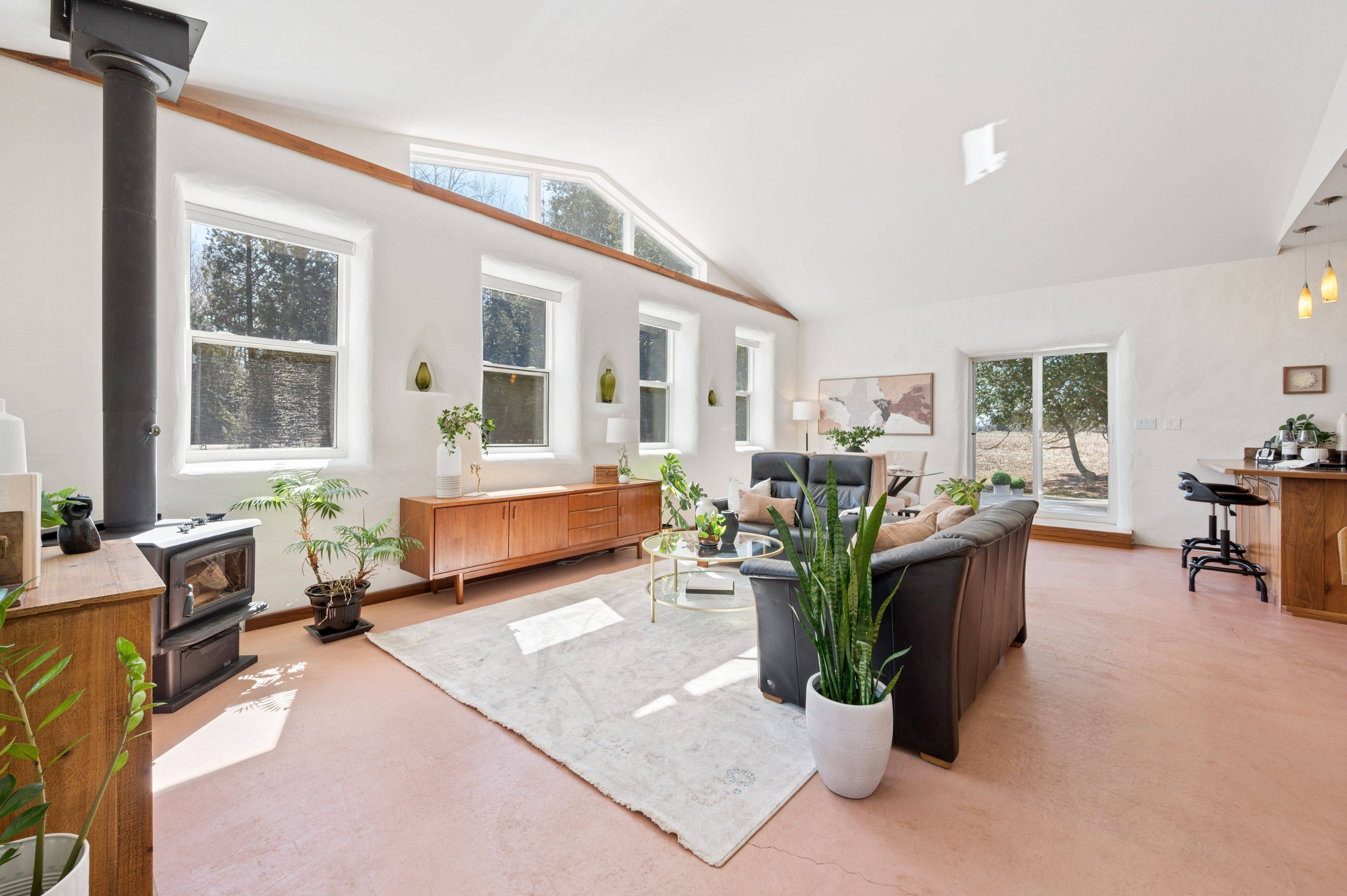 5578 11th Line, Minto, ON N0G 1Z0