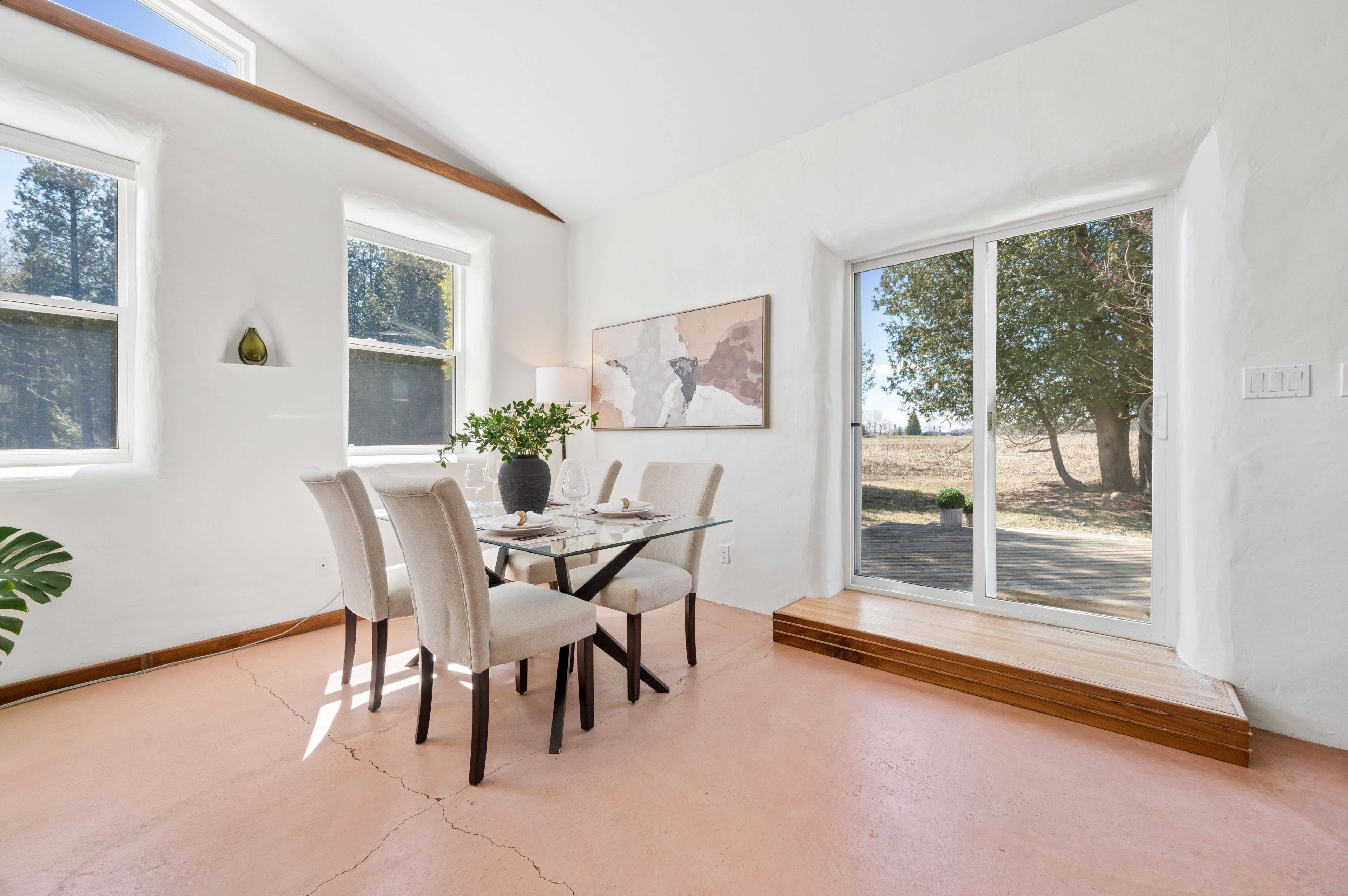 5578 11th Line, Minto, ON N0G 1Z0