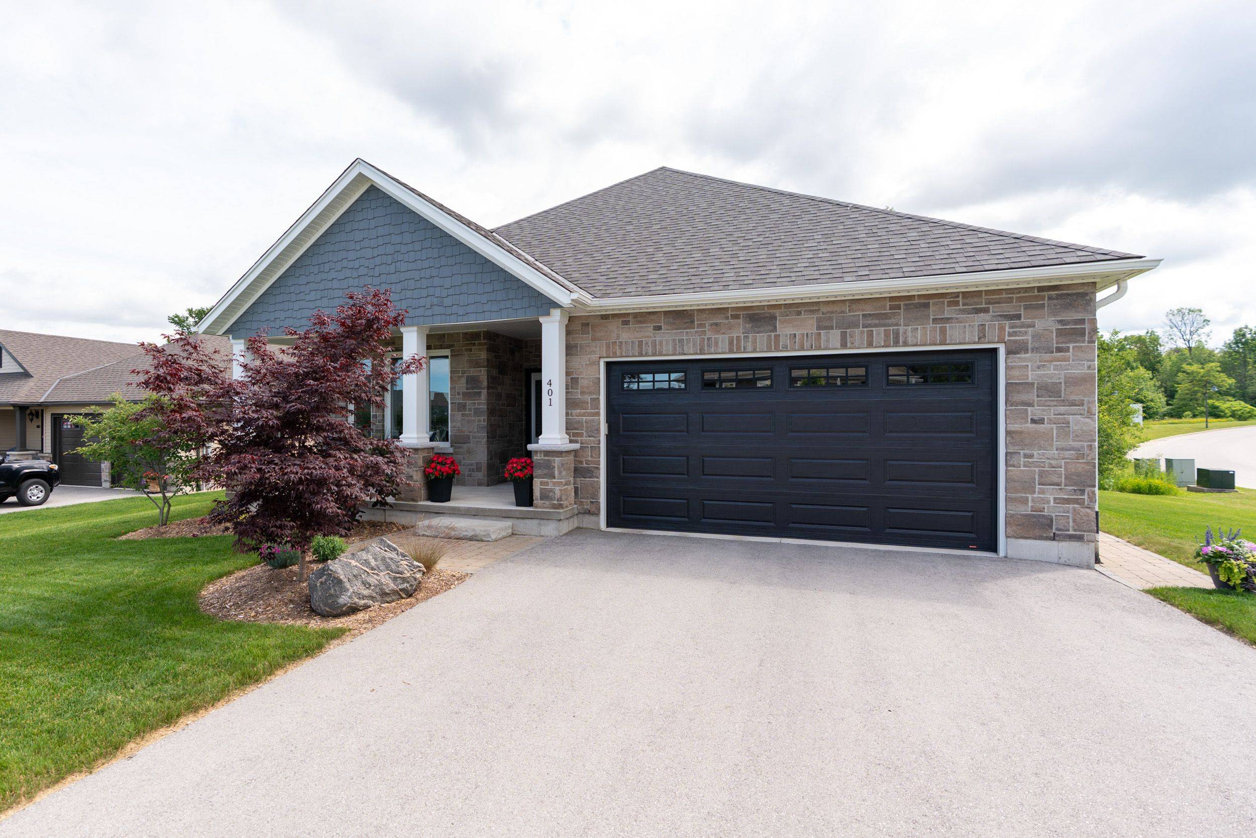 401 Algoma CRES, Georgian Bluffs, ON N0H 1S0