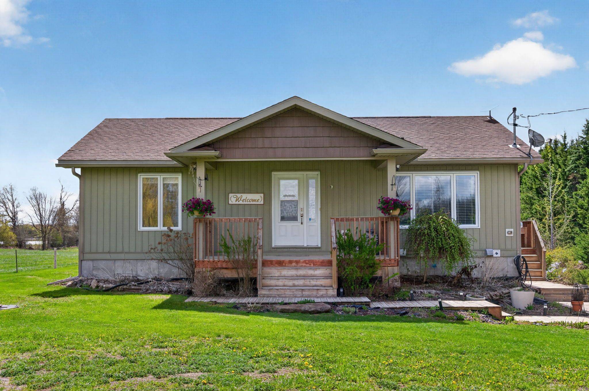 6042 Dobson LN, Stittsville - Munster - Richmond, ON K0A 2Z0