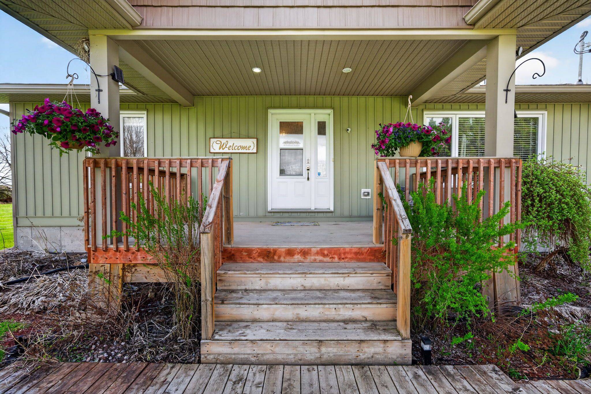 6042 Dobson LN, Stittsville - Munster - Richmond, ON K0A 2Z0