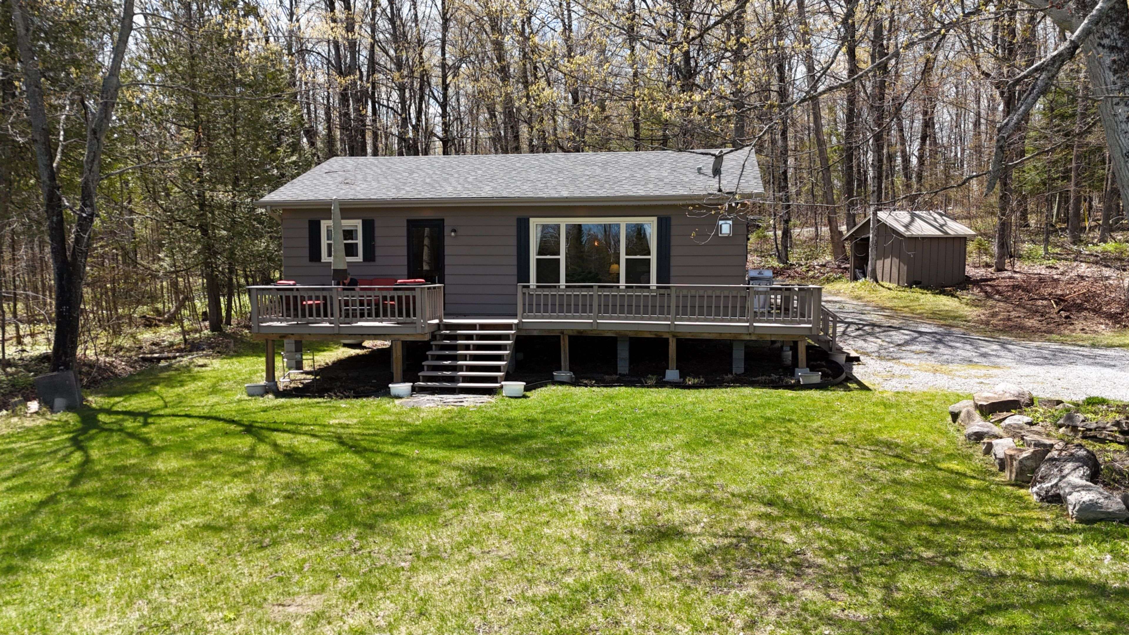 87 Pearce RD, Kawartha Lakes, ON K0M 2B0