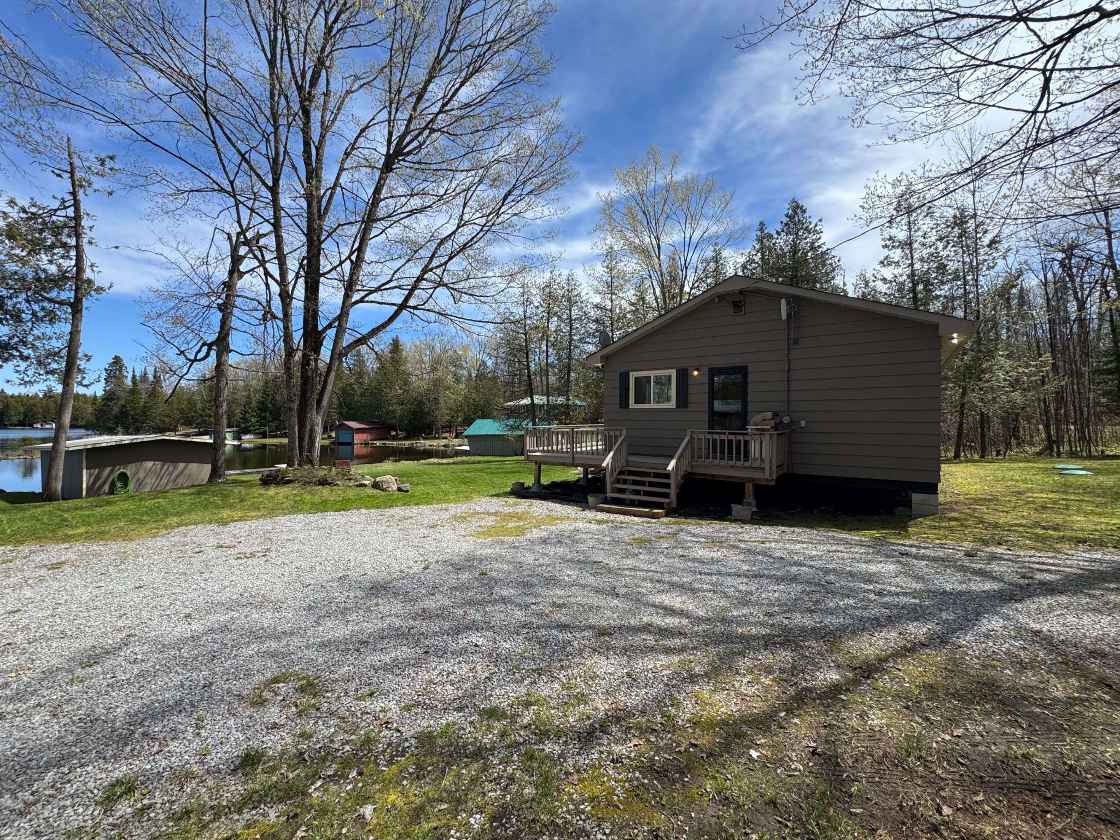 87 Pearce RD, Kawartha Lakes, ON K0M 2B0