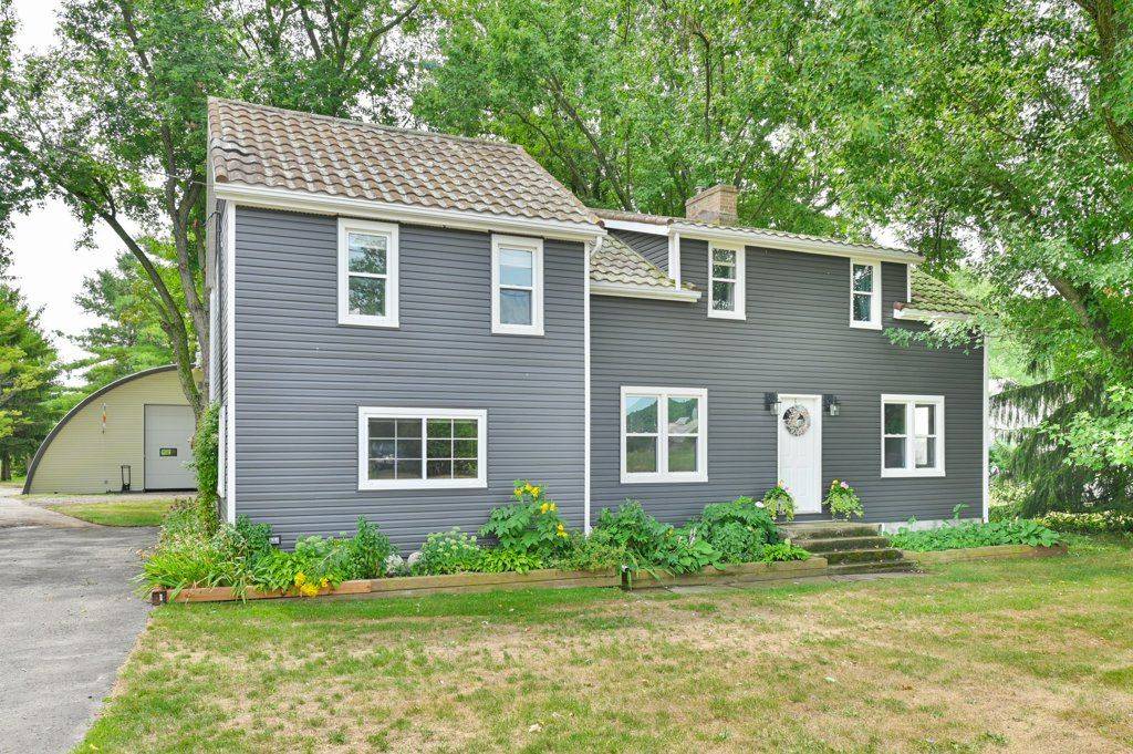 425 Rosebush RD, Quinte West, ON K0K 2C0