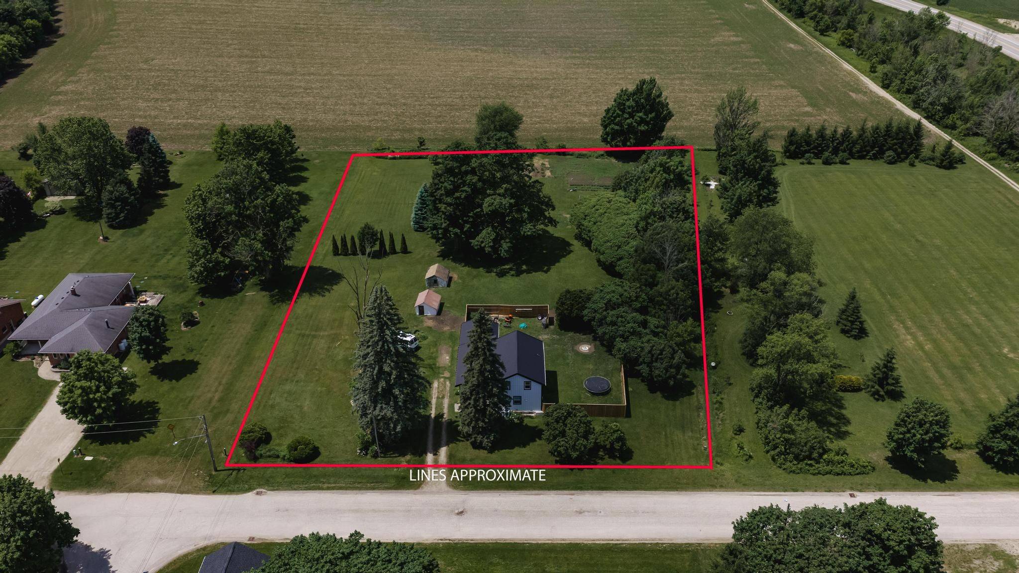2010 Alma ST N, Howick, ON N0G 1X0