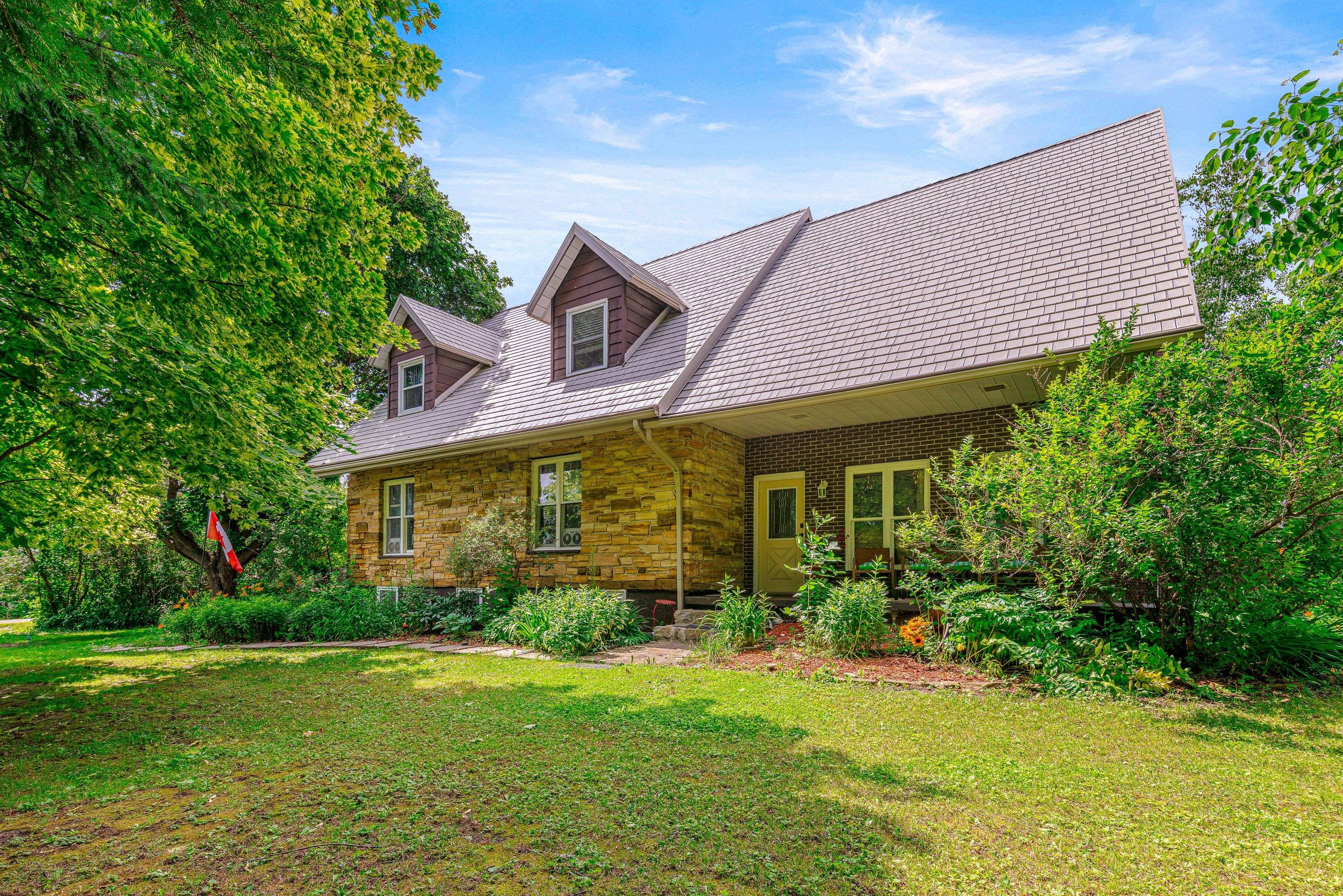 10106 Dixie RD E, Elizabethtown-kitley, ON K0E 1A0