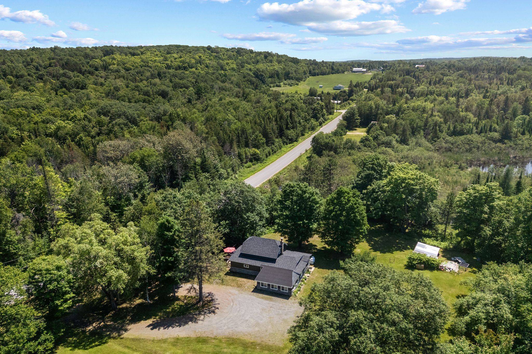 3432 Siberia RD, Hastings Highlands, ON K0J 1L0