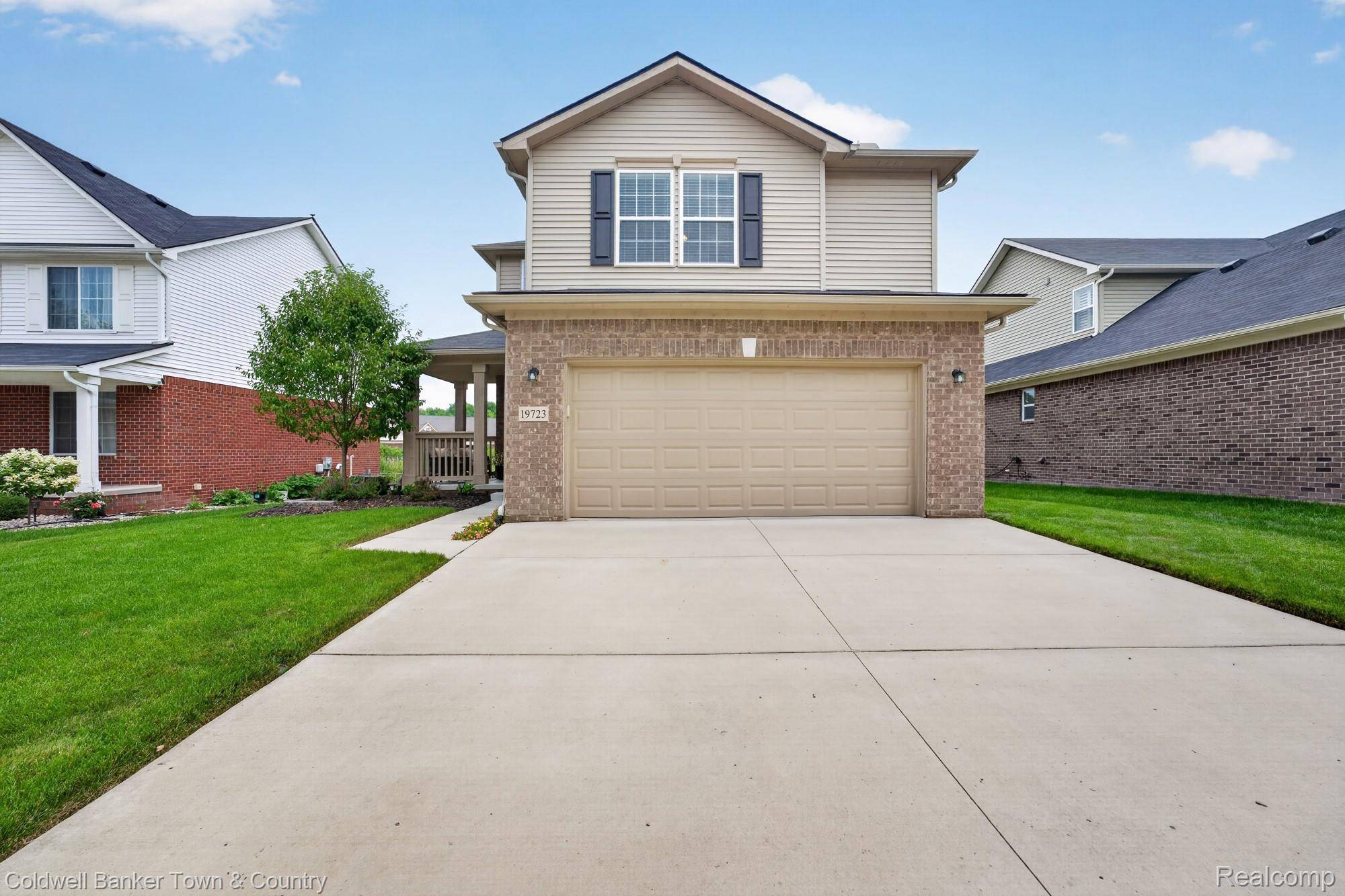 19723 Granger DR, Brownstown Charter Township, MI 48174