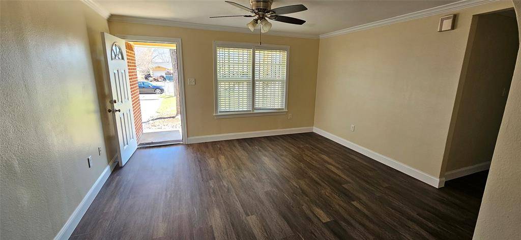 1007 Pleasant Drive, Dallas, TX 75217