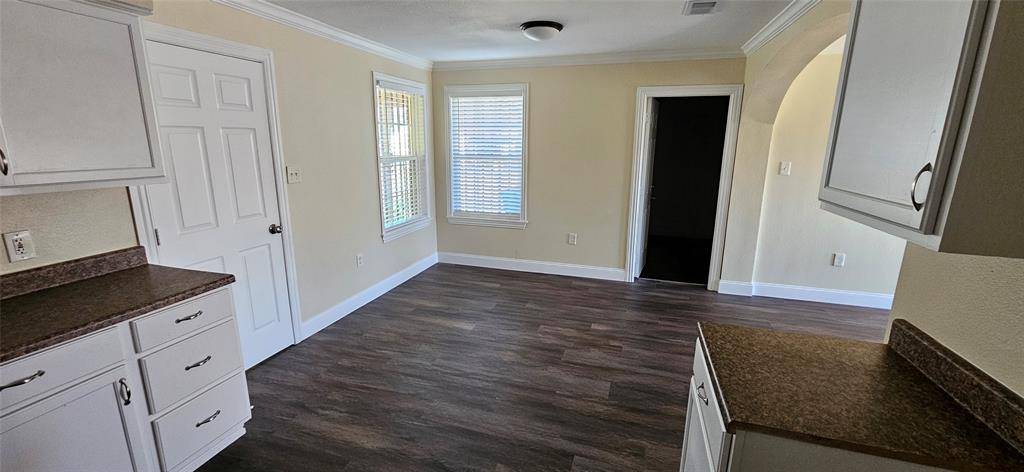 1007 Pleasant Drive, Dallas, TX 75217