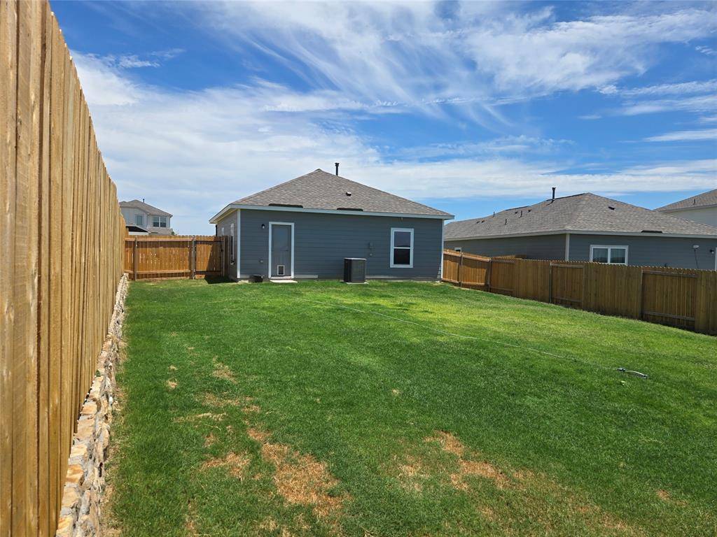 8425 Wibaux Road, Ponder, TX 76259