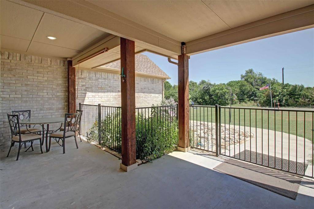 8789 Hutcheson Hill Road, Springtown, TX 76082