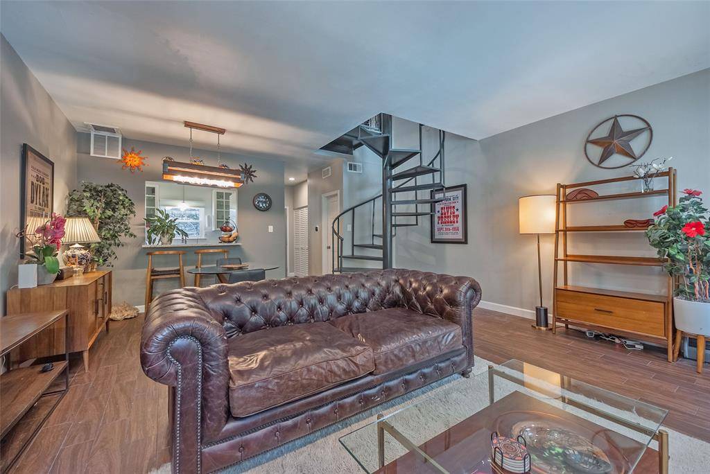 5701 Gaston Avenue #8, Dallas, TX 75214