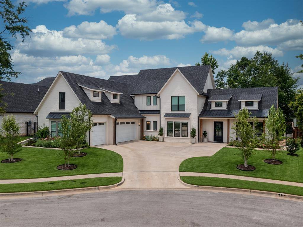 1555 Maple Circle, Tyler, TX 75703