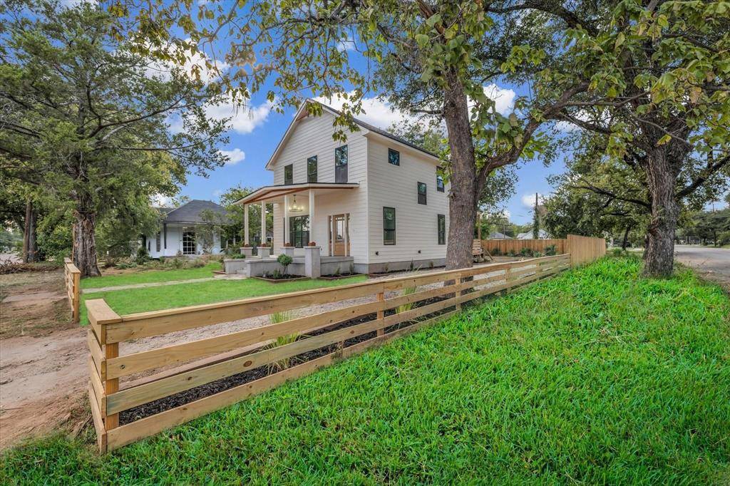 718 Tyler Street, Waco, TX 76704