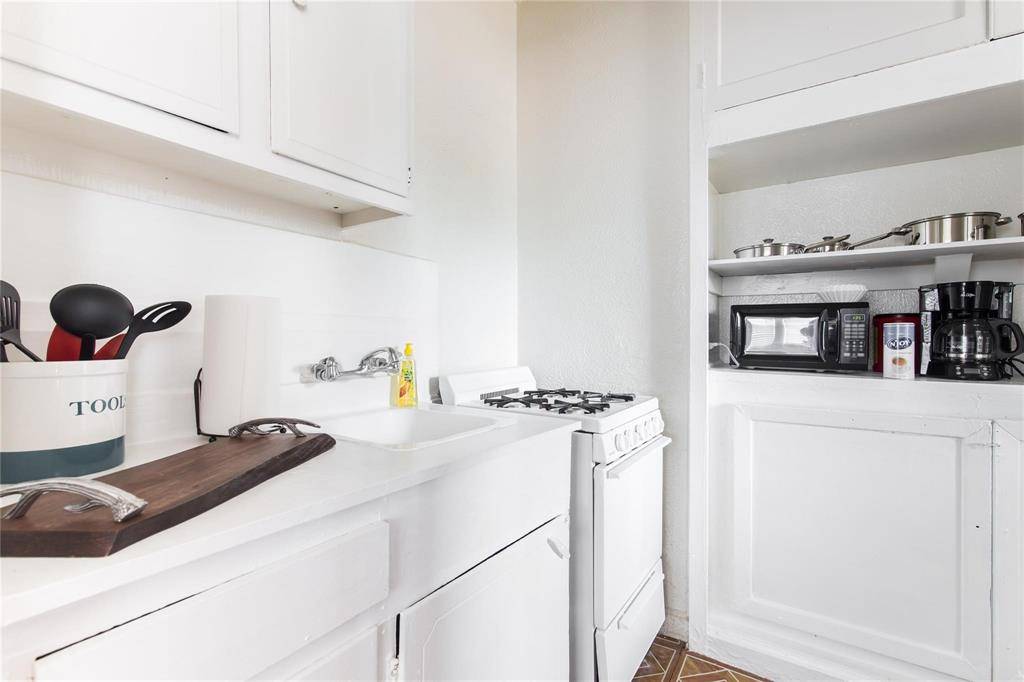 324 W Canty Street #3, Dallas, TX 75208