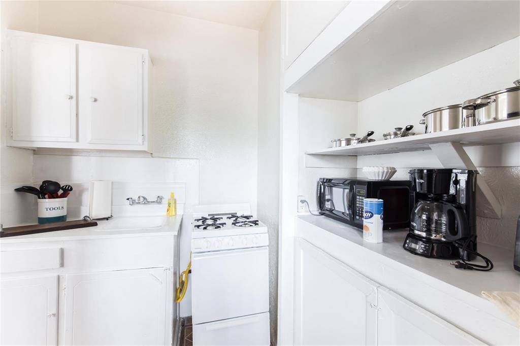 324 W Canty Street #3, Dallas, TX 75208