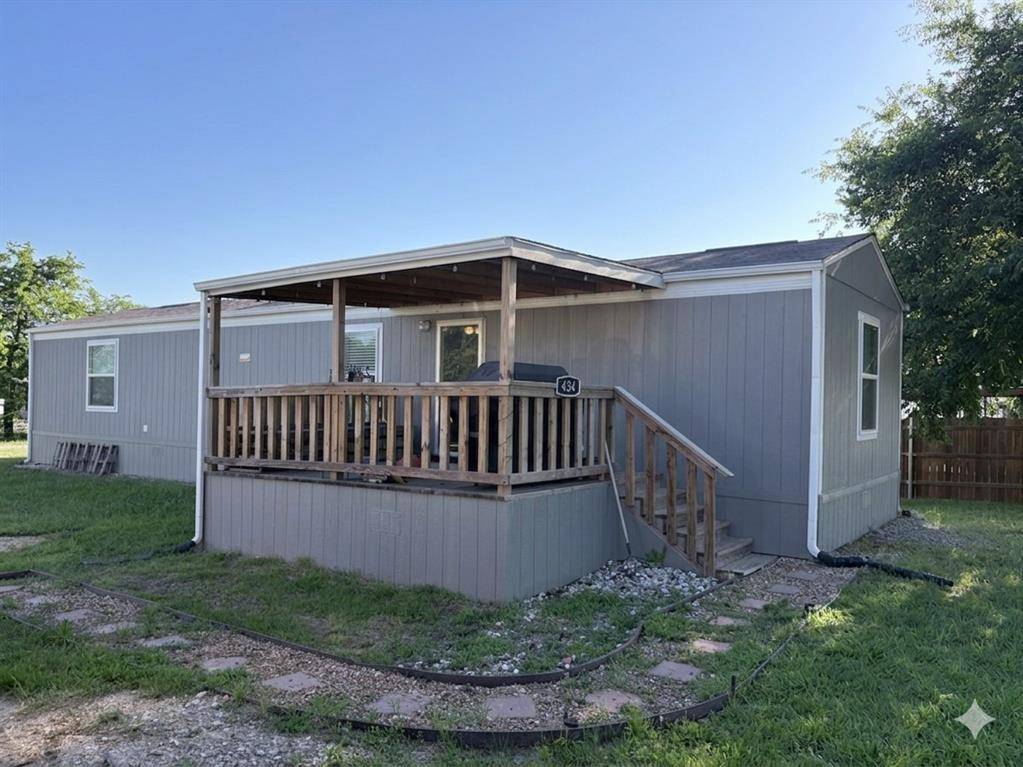 434 Valley Ridge Drive, Bridgeport, TX 76426
