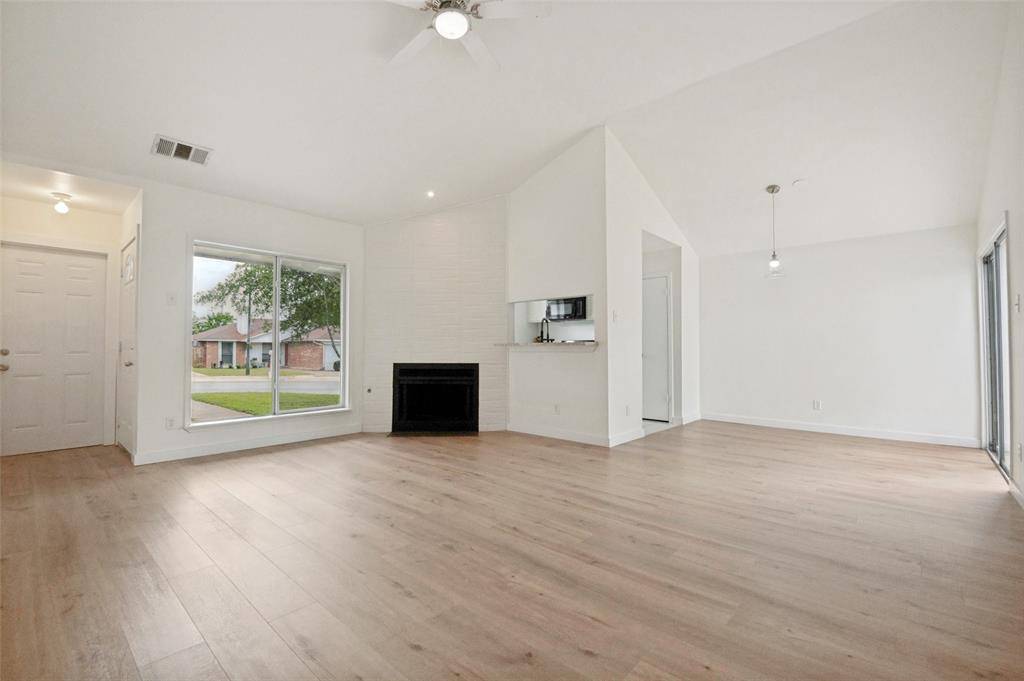 6952 Sammy, Dallas, TX 75237