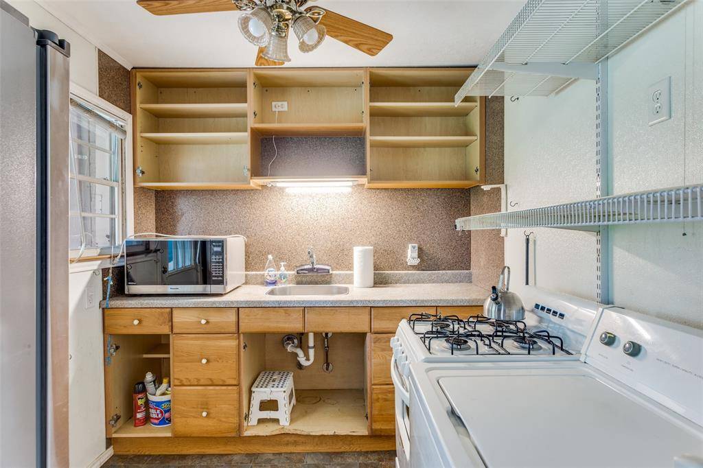 2336 Edwin Street, Fort Worth, TX 76110