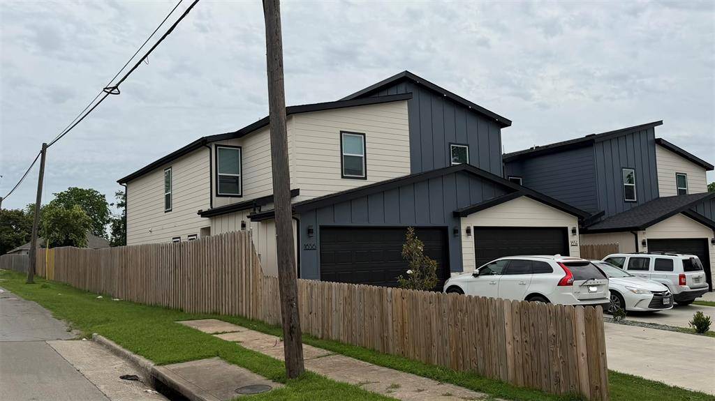 1654 Hudspeth Avenue, Dallas, TX 75216