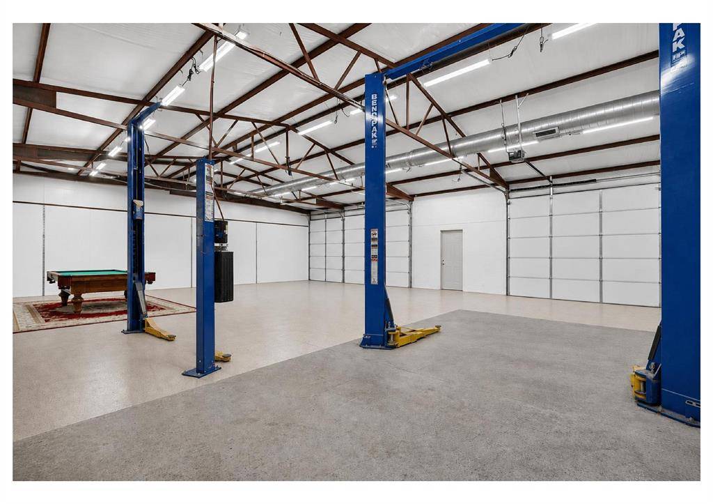 1408 W Cleburne Road, Crowley, TX 76036