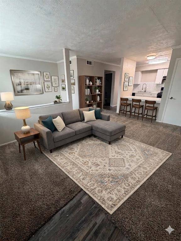 11457 Dennis Road #201, Dallas, TX 75229