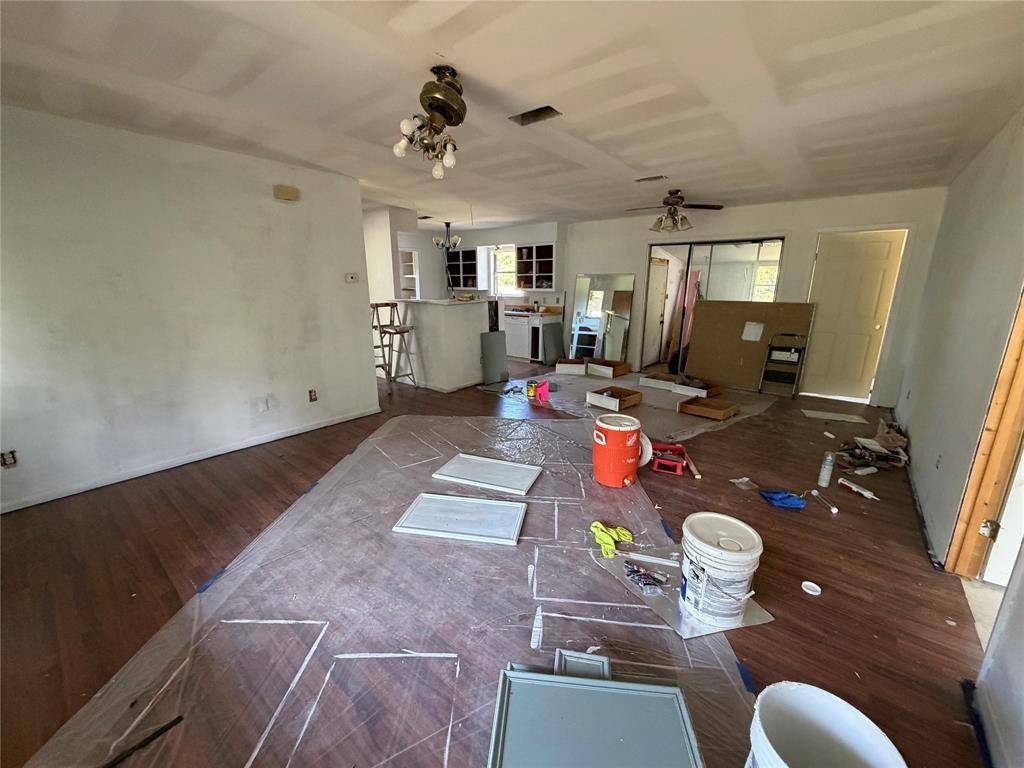 111 Four Feathers, Whitney, TX 76692