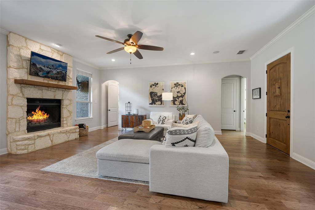 247 River Bend Trail, Combine, TX 75159