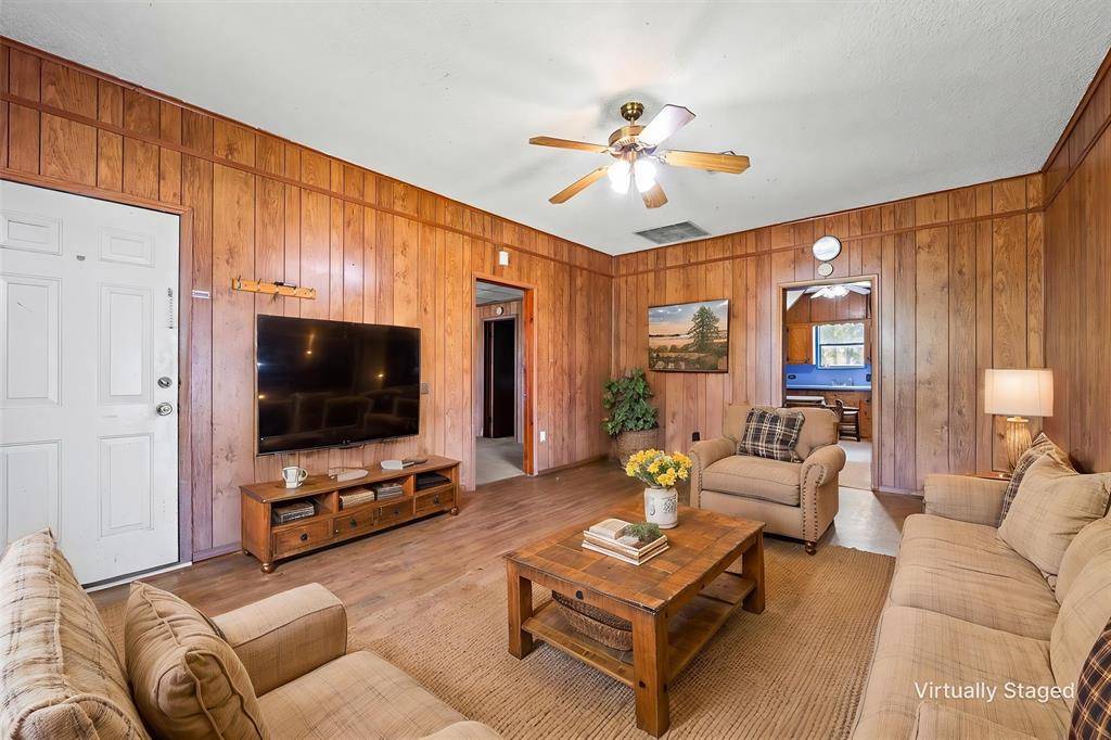 700 N 3rd Street, Mcgregor, TX 76657