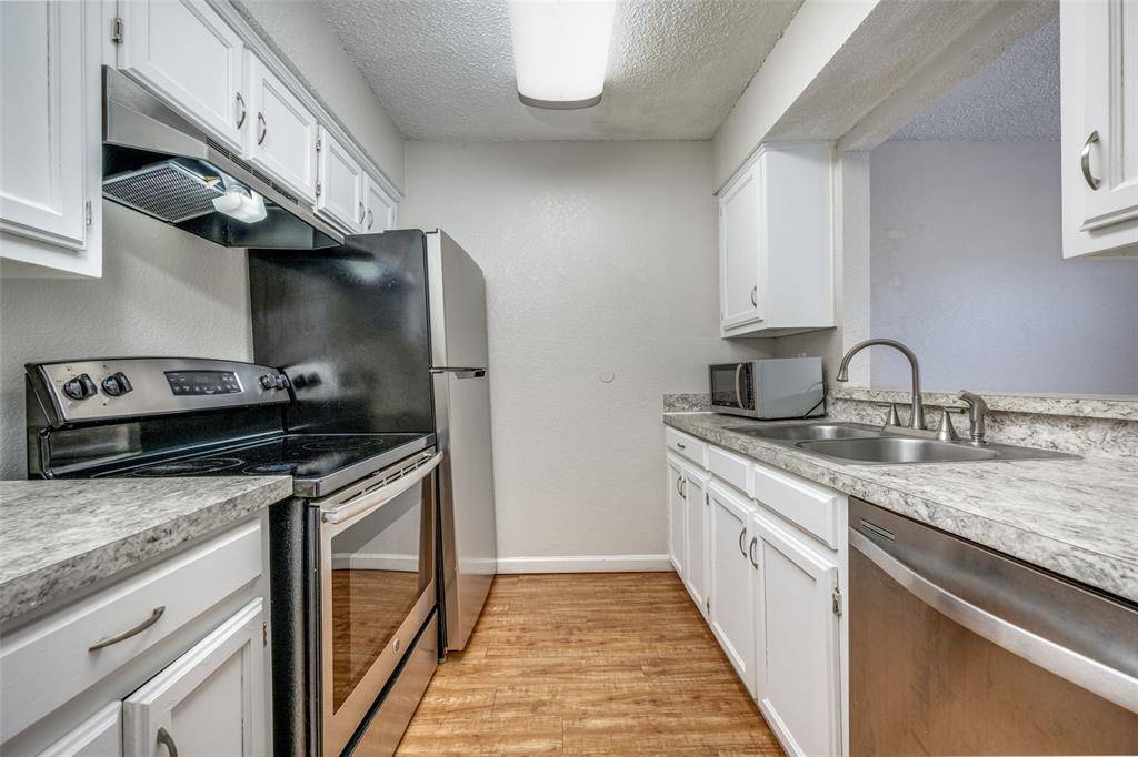 604 Meadow View Court #3, Denton, TX 76207