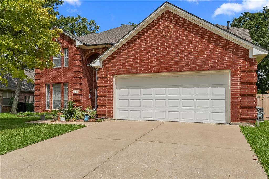 6707 Forest Park Drive, Arlington, TX 76001