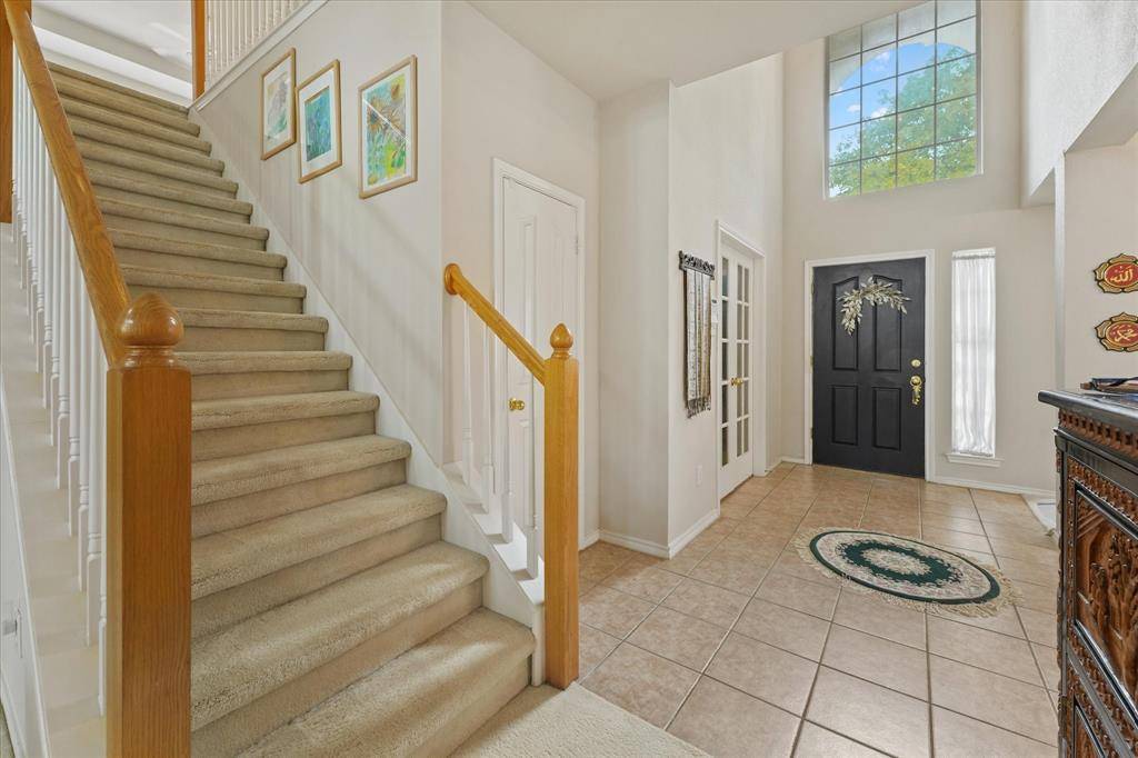 6707 Forest Park Drive, Arlington, TX 76001