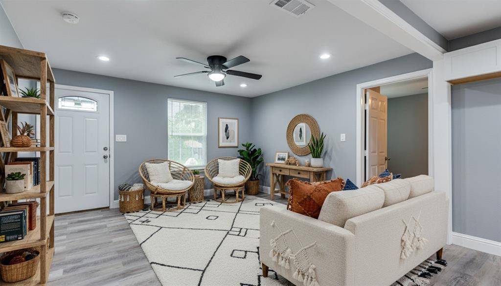 5006 Bartlett Avenue, Dallas, TX 75216